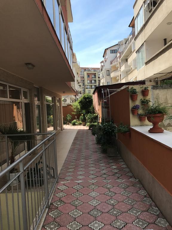 Red House Guest House Nessebar Exterior foto