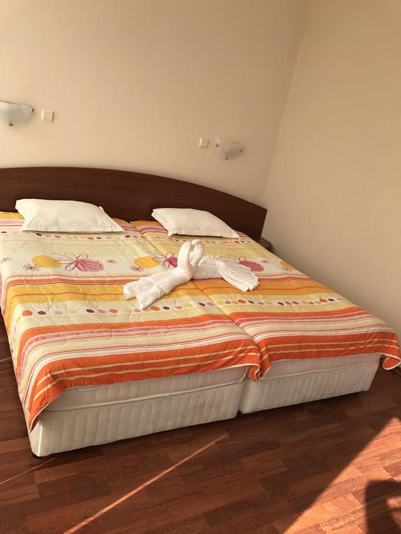 Red House Guest House Nessebar Exterior foto
